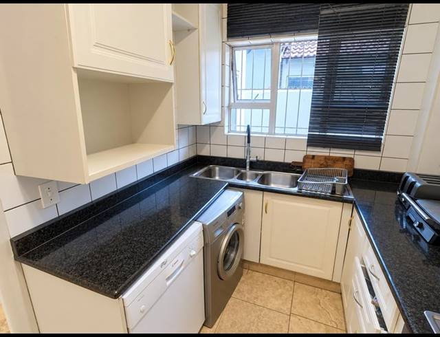 2 BEDROOM APARTMENT FOR SALE IN PARKMORE